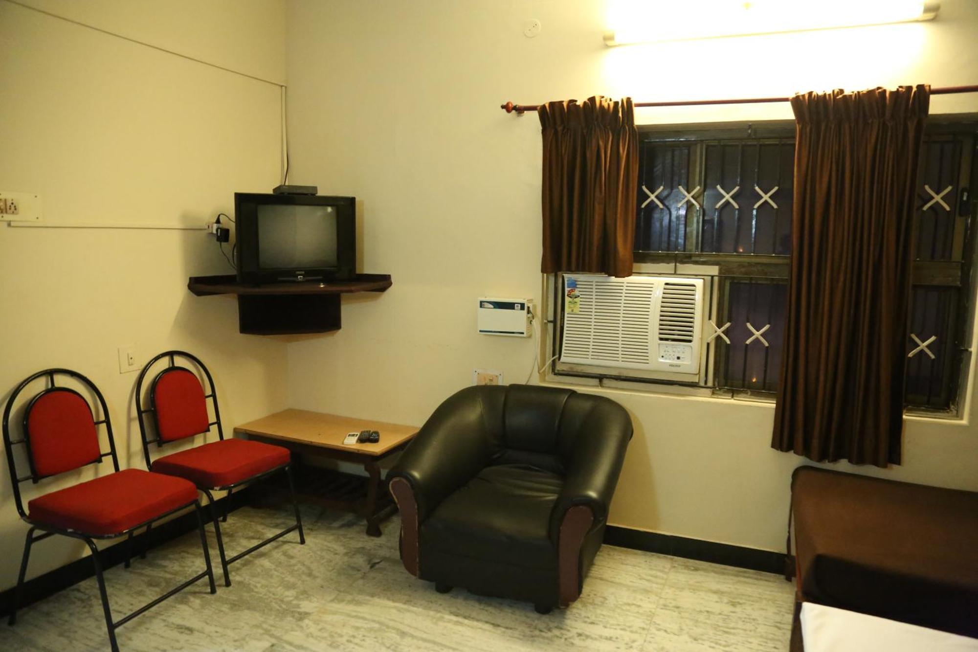 Rmc Travellers Inn Chennai Zimmer foto