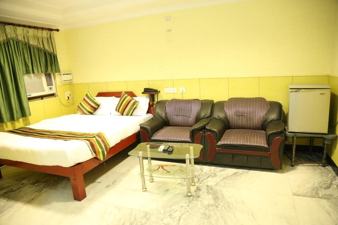 Rmc Travellers Inn Chennai Exterior foto